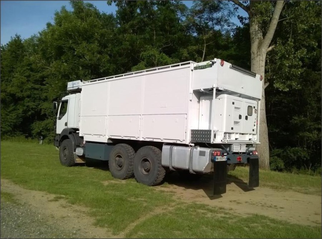 Transport des véhicules de rallye, de raid ou simplement de ballade vers le Maroc et retour en Europe