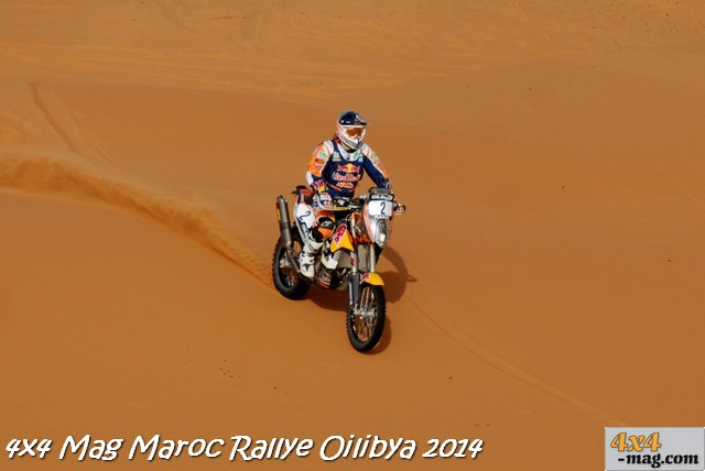 Marc Coma KTM (n°2) remporte la victoire de la 15ème édition du OiLibya du Maroc à Marrakech au terme de 6 jours de course. Il décroche ainsi le titre de Champion du Monde FIM 2014. Marc Coma KTM (n°2) remporte la victoire de la 15ème édition du OiLibya du Maroc à Marrakech au terme de 6 jours de course. Il décroche ainsi le titre de Champion du Monde FIM 2014.